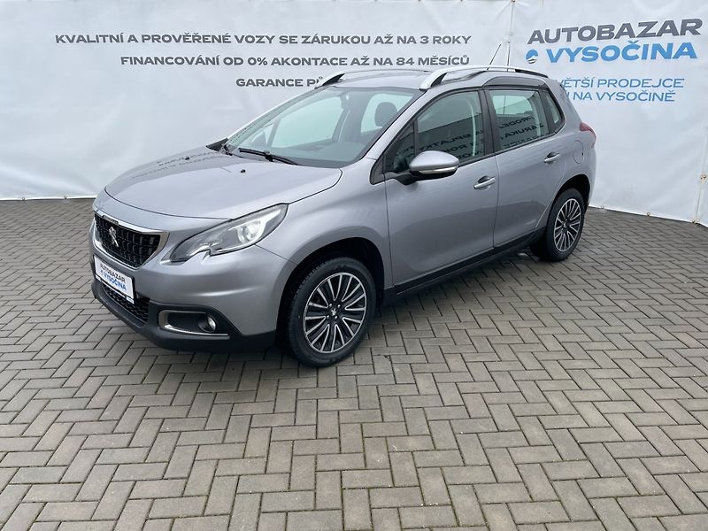 Peugeot 2008 (2019) 1.2PT 61kW Navigace! Car Play - fotka 1 z 25