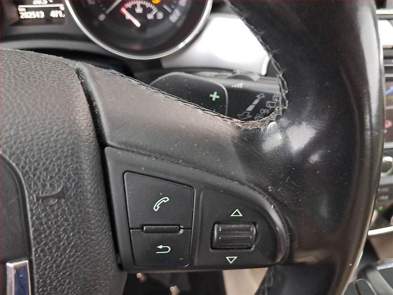 Škoda Superb (2011) 2.0 TDI, Automat, Navi - fotka 18 z 20