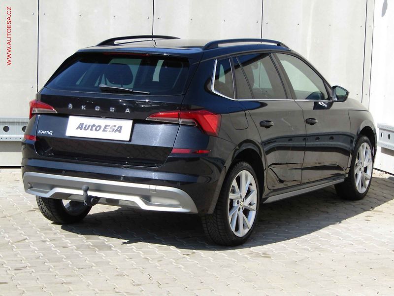Škoda Kamiq (2021) 1.0 TSi, Style, kůže, TZ - fotka 4 z 20