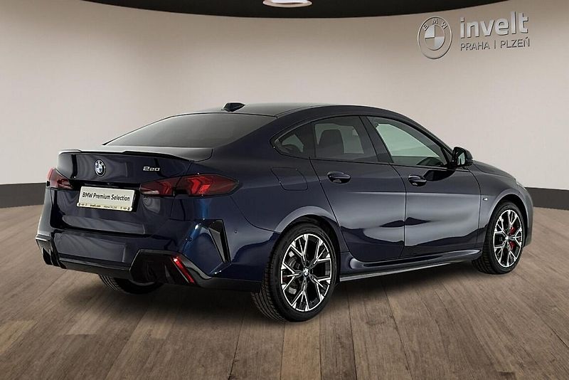 BMW Řada 2 220 Gran Coupe - fotka 3 z 23