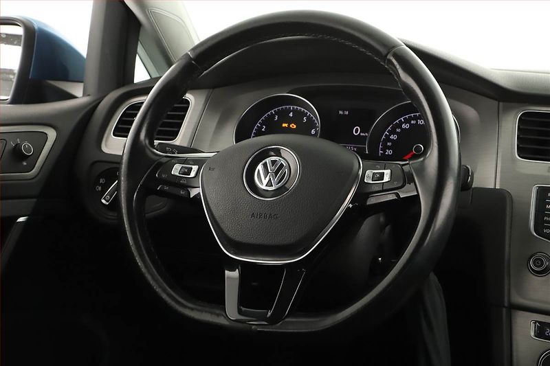 Volkswagen Golf (2016) Comfortline 1.4 TSI - fotka 8 z 13