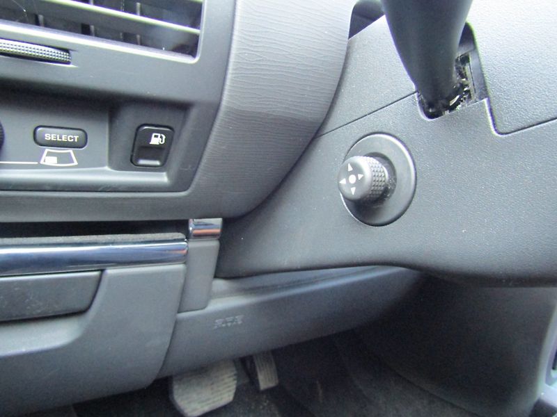 Citroën C6 (2008) 2.7 TDI AUTOMAT 1.MAJITEL - fotka 29 z 38