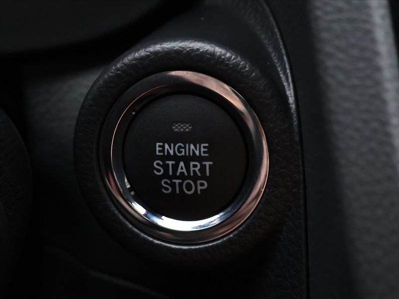 Subaru WRX 2,5 STI  221kW SPORT CZ DPH - fotka 22 z 39
