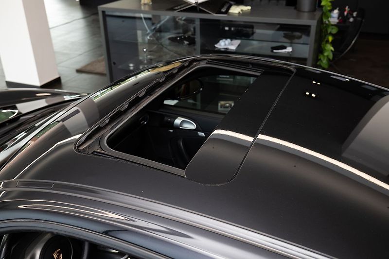 Porsche 911 (997.2) Carrera 4S PDK/Bose/Ch - fotka 15 z 18