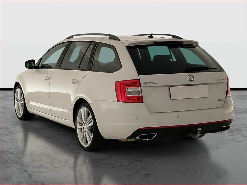 Škoda Octavia (2014) RS 2.0 TDI, Serv.kniha, Xenony - fotka 4 z 18
