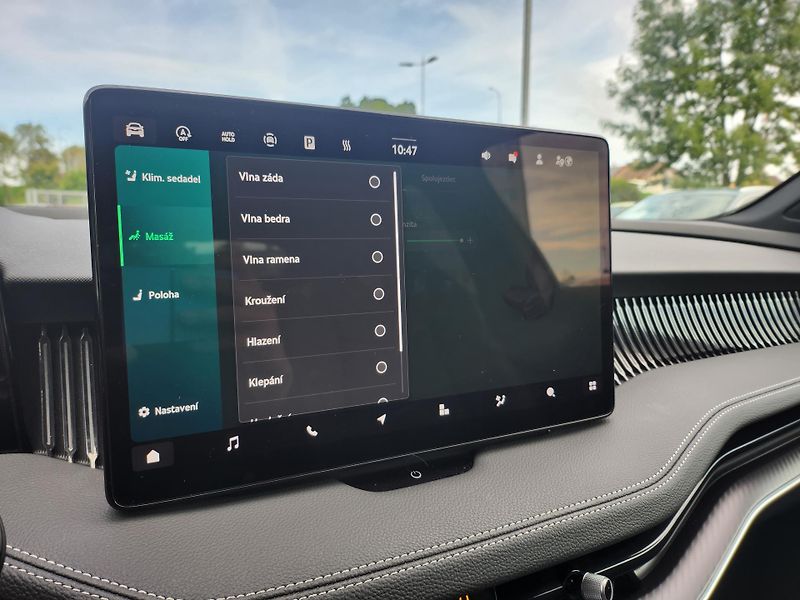 Škoda Superb Sportline 2.0 TDI 110kw DSG - fotka 20 z 30
