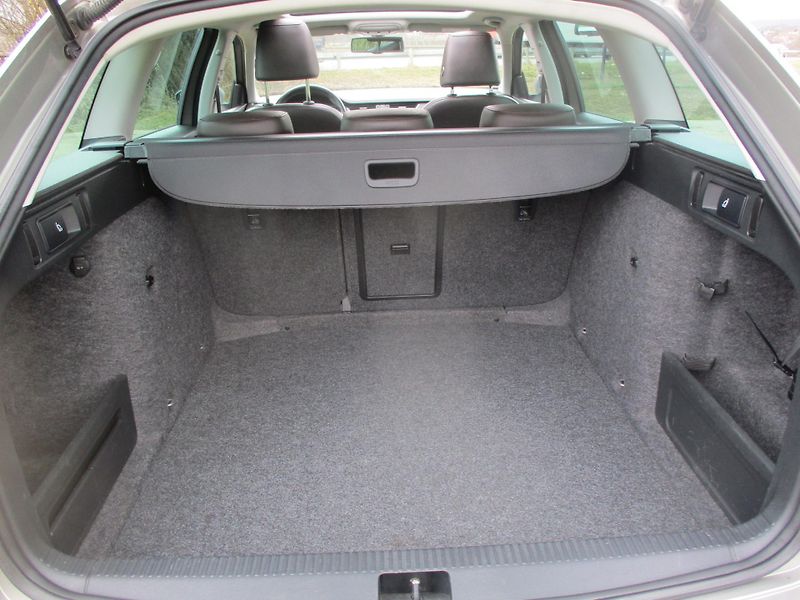 Škoda Octavia SCOUT 2.0TDi RS 135kW DSG - fotka 35 z 46