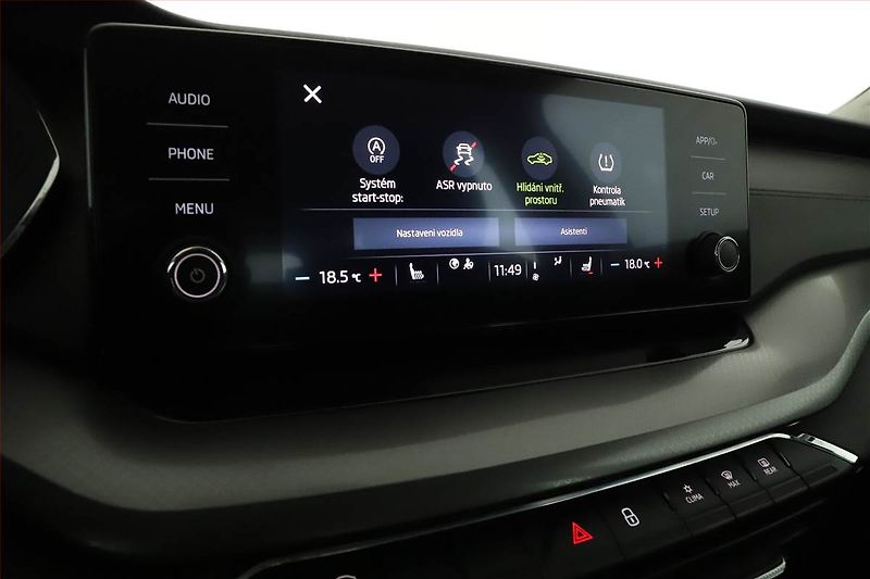 Škoda Octavia (2022) Ambition 2.0 TDI, ČR,1.maj - fotka 17 z 19