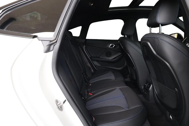 BMW Řada 2 M235i x Drive Gran Coupé - fotka 9 z 25