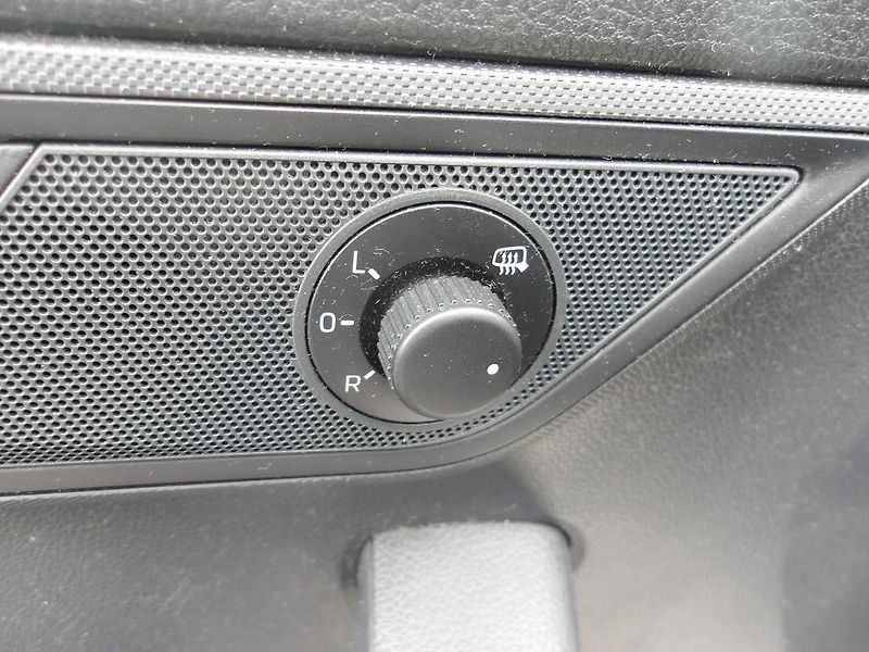 Škoda Fabia 1,0TSi  ČR 2x KLOLA ! - fotka 26 z 35