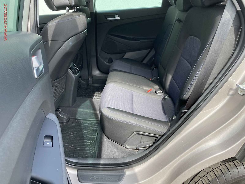 Hyundai Tucson (2017) 1.7CRDi, 1.maj,ČR, Czech - fotka 10 z 19