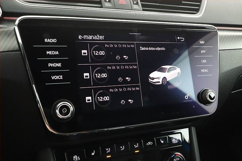 Škoda Superb (2020) Sportline iV 1.4 TSI PHEV - fotka 19 z 31