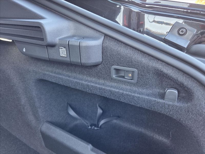 Škoda Superb 2,0 TDi DSG 4x4 L&K Tažné z. 1 - fotka 15 z 32