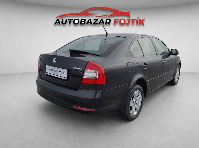 Škoda Octavia (2012) 1.6 TDi 77Kw Elegance - fotka 7 z 23