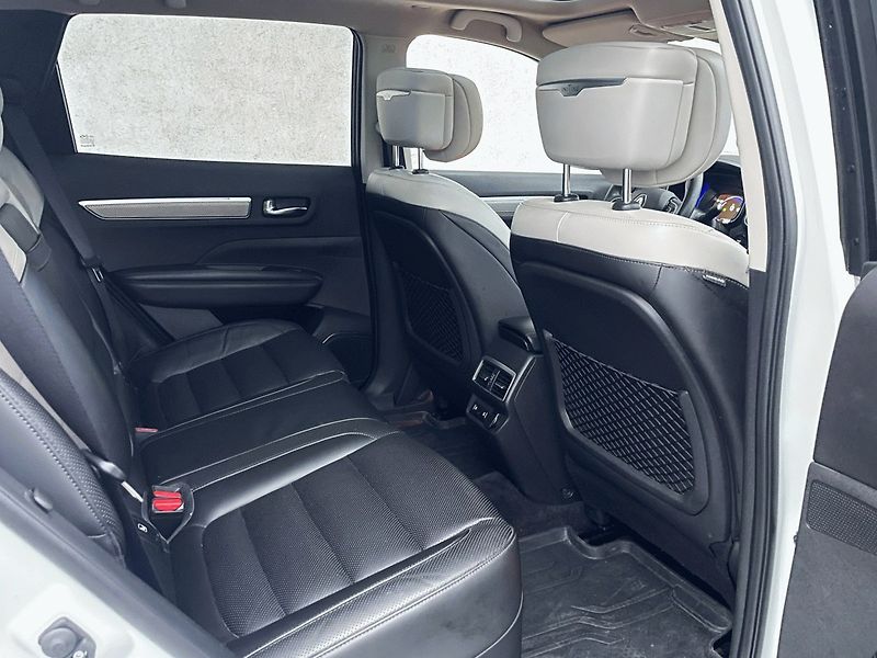 Renault Koleos (2017) INITIALE PARIS 2,0dCi 175k AWD - fotka 9 z 23