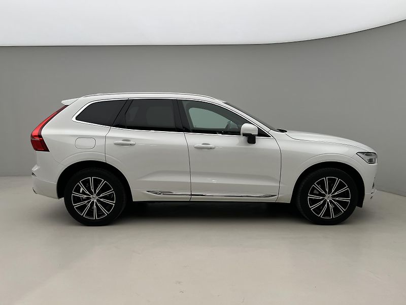 Volvo XC60 B4 AWD INSCRIPTION AUT 1.maj. - fotka 9 z 39
