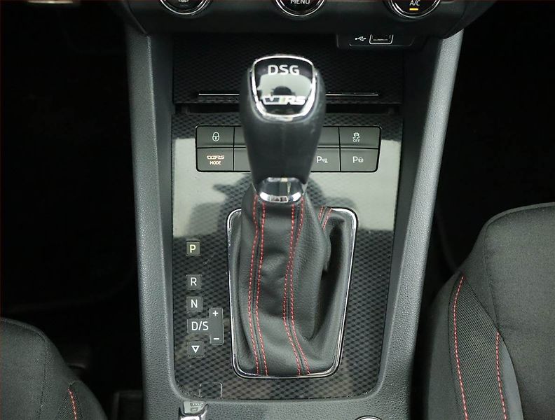 Škoda Octavia (2018) RS 2.0 TSI - fotka 13 z 23