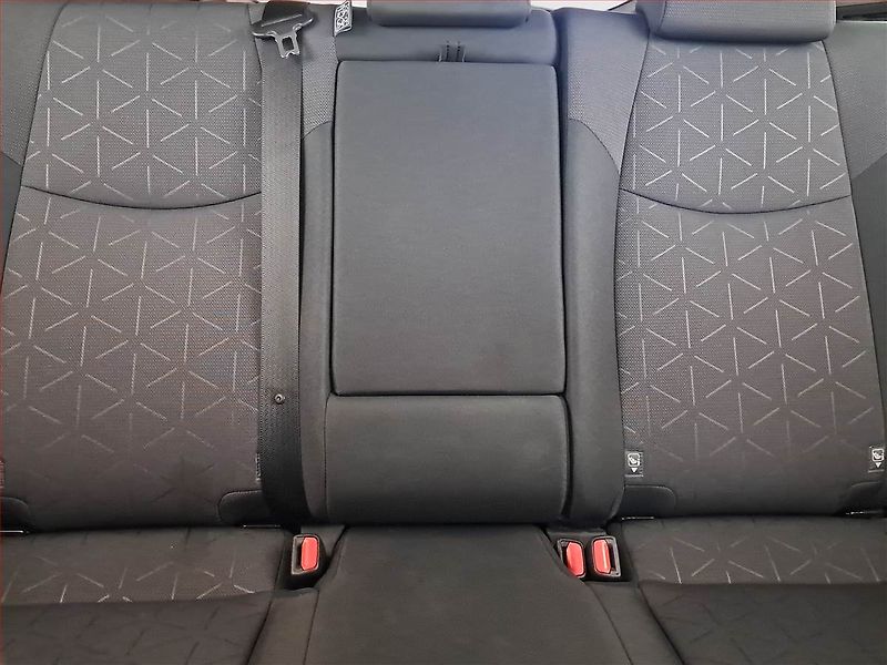 Toyota RAV4 (2023) Comfort 2.5 Hybrid - fotka 10 z 18