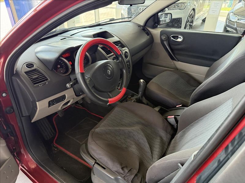 Renault Mégane 1,6   16V,SERVISKA,2. SADA KOL - fotka 7 z 21