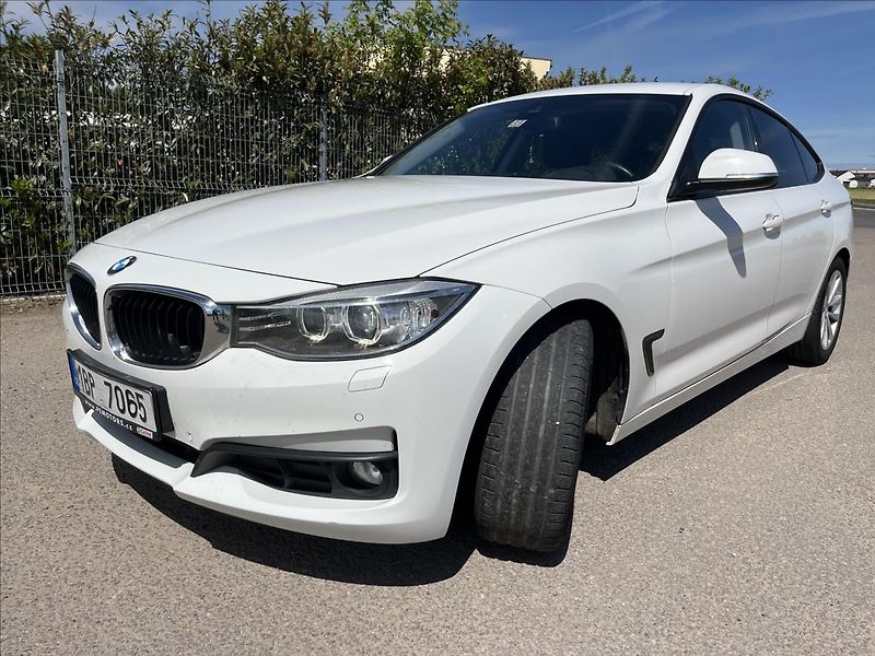 BMW Řada 3 2,0 d GT 135KW MANUÁL 2x KOLA - fotka 42 z 48
