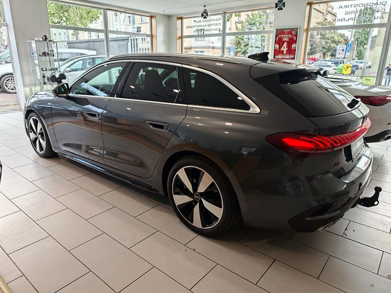 Audi A5 (2025) Avant TDI quattro S line Tech+ - fotka 5 z 32