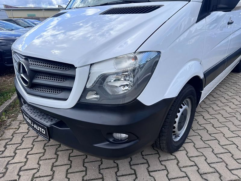 Mercedes-Benz Sprinter (2017) L2H2 2,2 CDI 120KW TAŽNÉ 1 MAJ - fotka 8 z 49