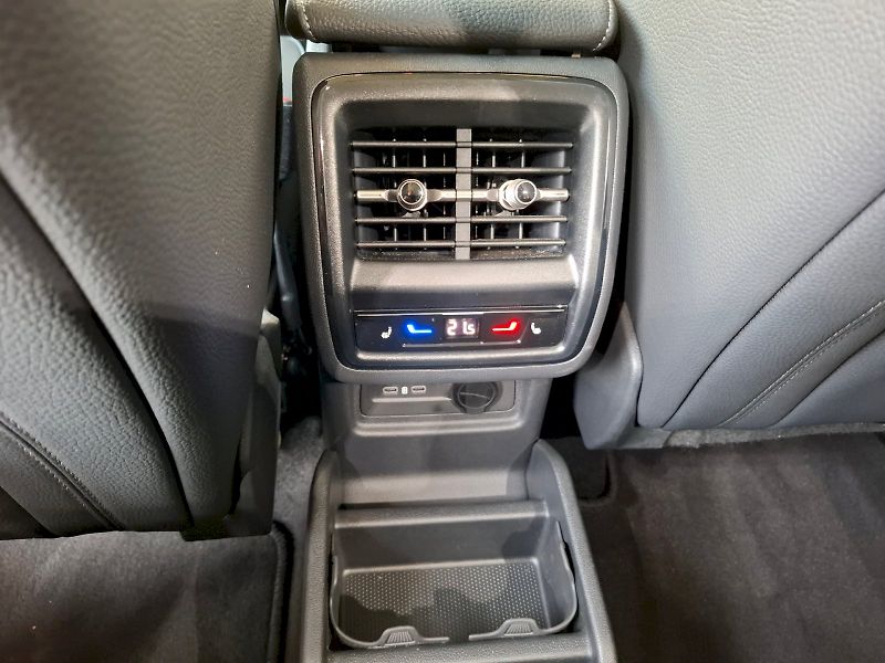 Škoda Kodiaq (2025) Exclusive Selection 4X4 TD 142 - fotka 33 z 42