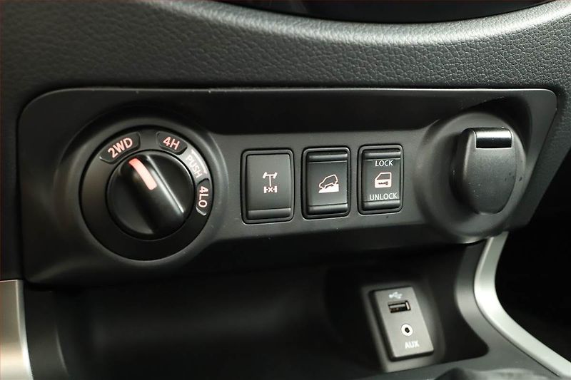 Nissan Navara (2018) 2.3 dCi - fotka 12 z 16