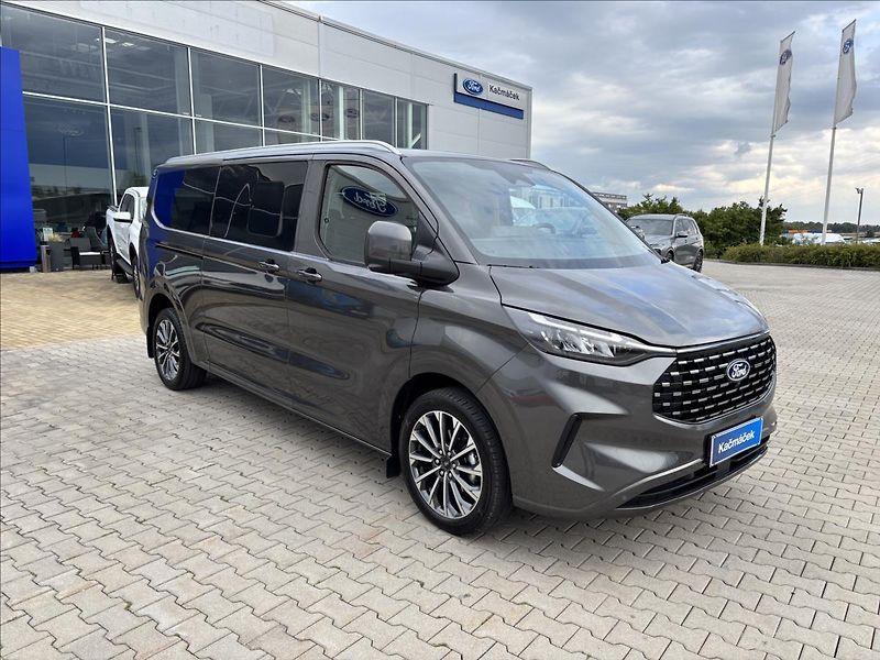 Ford Tourneo Custom 2,0 125kW Titanium X AWD L2 - fotka 7 z 48