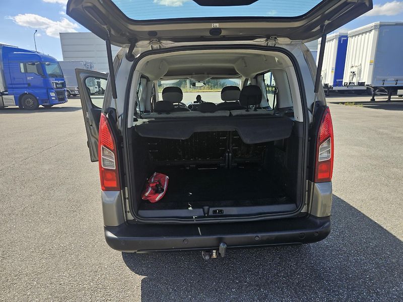 Citroën Berlingo 1,6 HDI 84 kW tažné, nez. top. - fotka 15 z 19