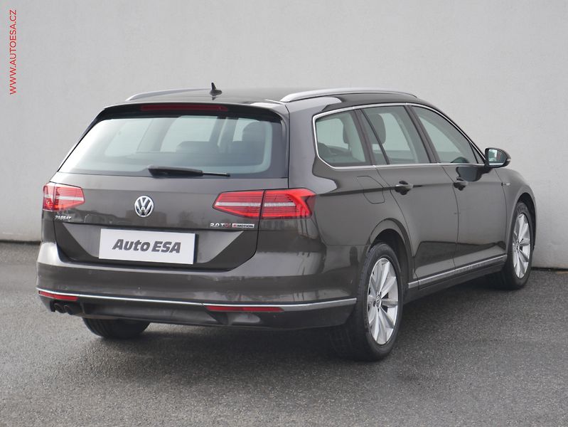 Volkswagen Passat (2016) 2.0 TDi 4x4, ČR, Highline - fotka 4 z 24