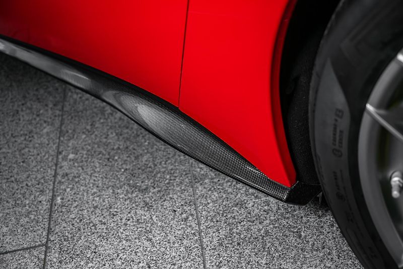 Ferrari F12 Berlinetta ZÁRUKA/KARBON/LIFT/KAMERA - fotka 11 z 25
