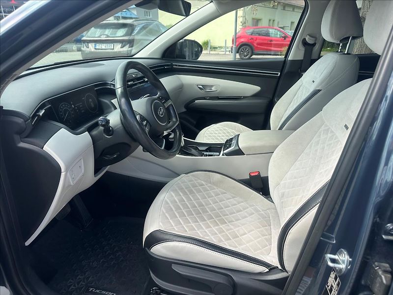 Hyundai Tucson 1,6 T-GDi MHEV 4WD SMART NAVI - fotka 14 z 27