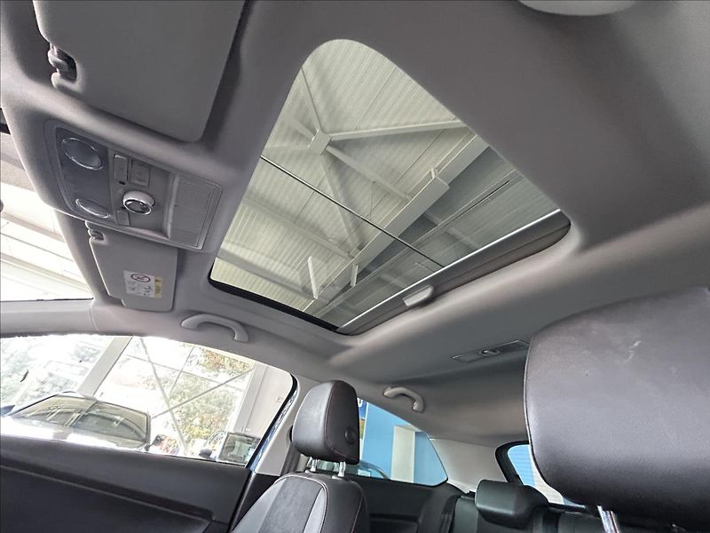 Seat Leon 1,8   FR,TSI 132kW,PANORAMA - fotka 19 z 24