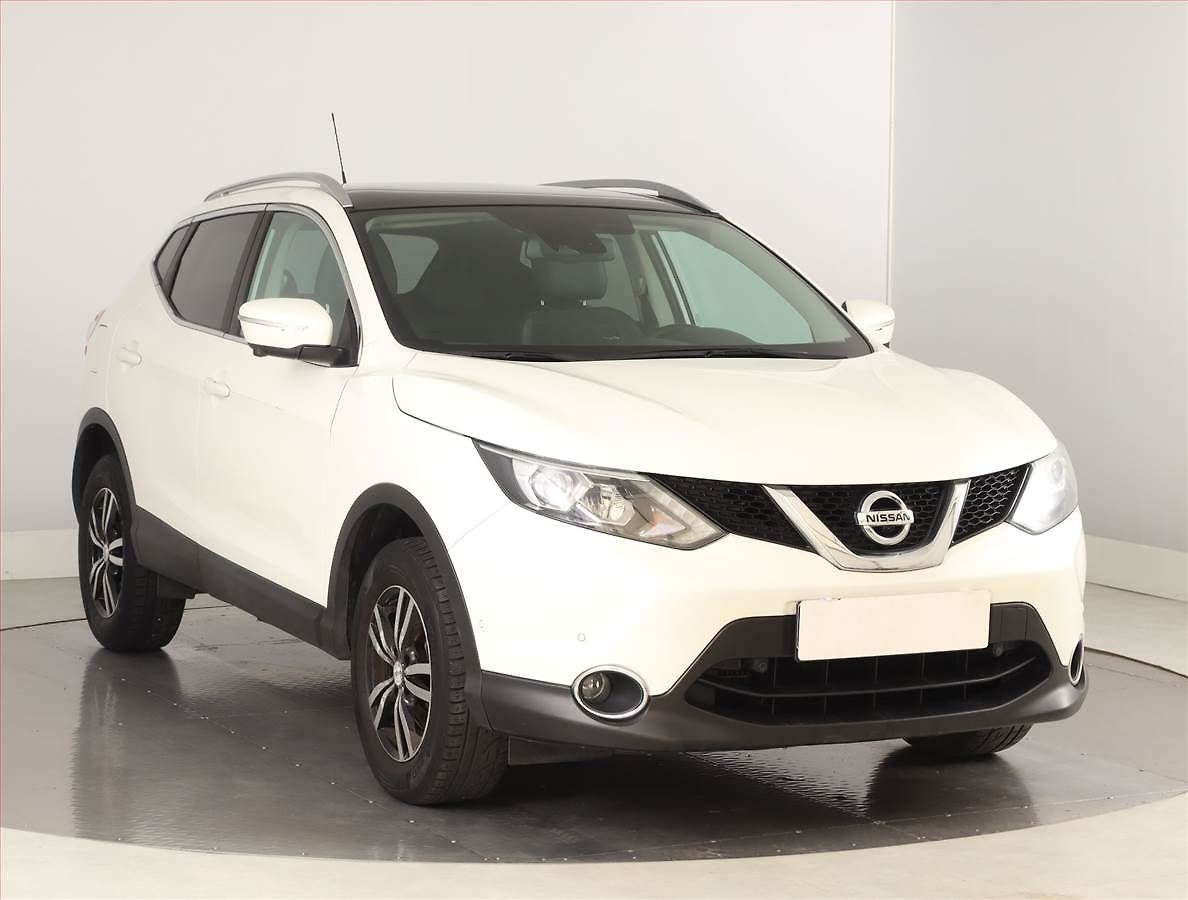 Nissan Qashqai 1.2 DIG-T, ČR,1.maj
