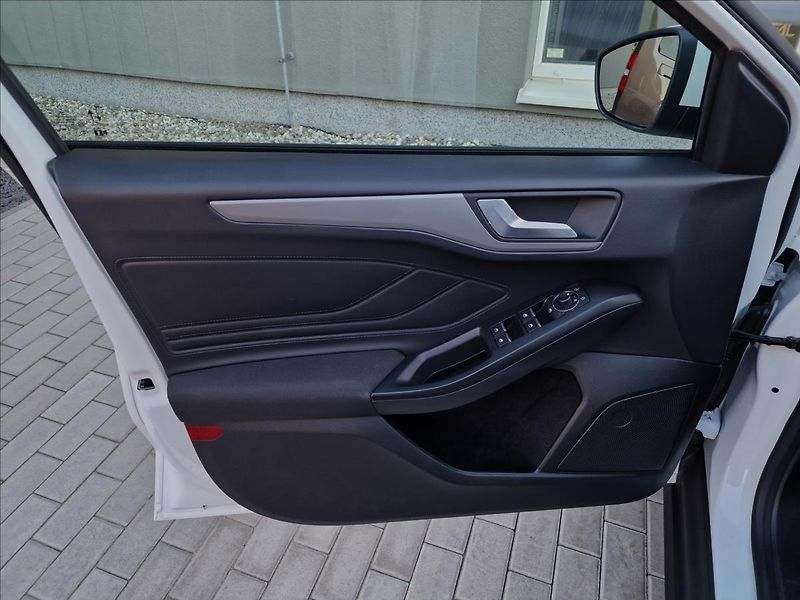 Ford Focus 1.5 Ecoblue Trend Edition,ČR - fotka 35 z 47