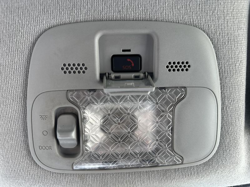 Toyota Aygo X-1.0i-53KW-KLIMA-Č.R.-DPH - fotka 22 z 27