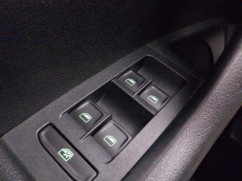 Škoda Octavia (2014) Ambition 1.2 TSI, Tempomat - fotka 13 z 17