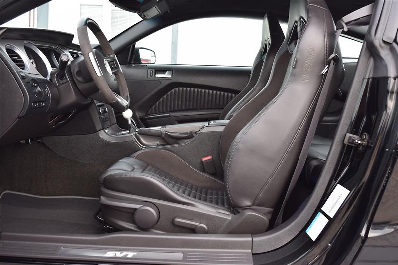 Ford Mustang 5,8 SHELBY GT500 485KW EU VERZ - fotka 16 z 43