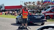 Tuning párty: motory silných upravených aut burácely na letišti v Krásně