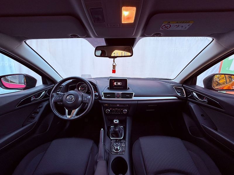 Mazda 3 2.0 Skyactiv Style, Serviska, - fotka 17 z 29