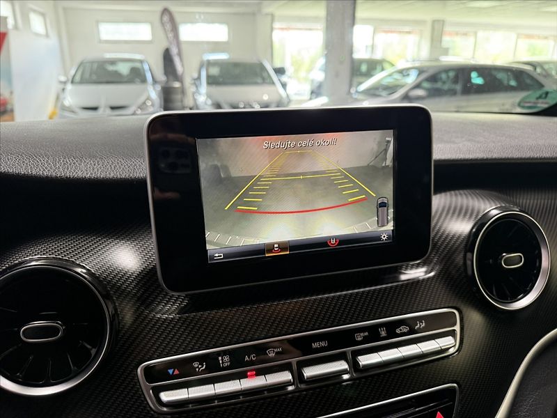 Mercedes-Benz Třídy V 2,0   250D 4MATIC AMG KAMERA - fotka 16 z 32