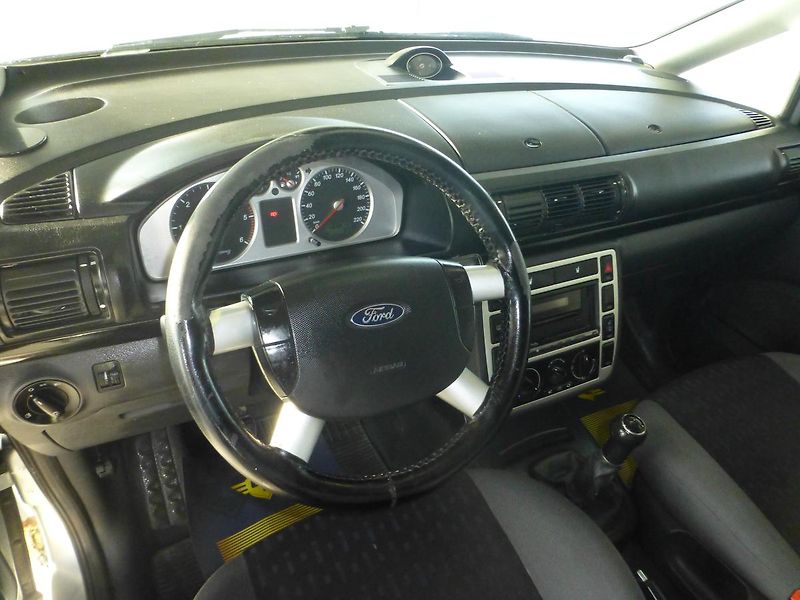 Ford Galaxy (2004) 1,9TDI*ALU*DIGI**TAŽNÉ**VYHŘ.S - fotka 10 z 24