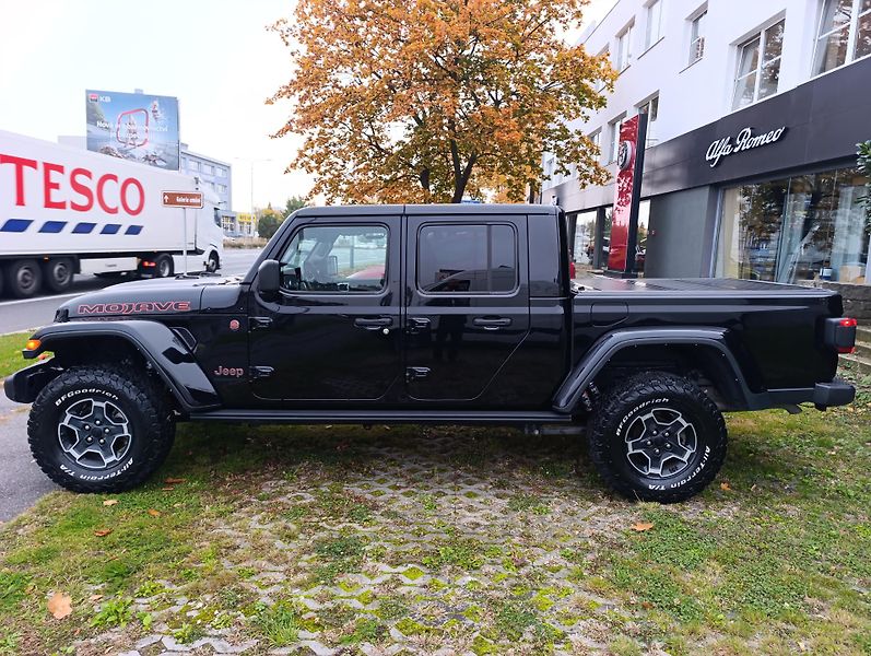 Jeep Gladiator (2021) Mojave 3,6 V6 - fotka 10 z 26