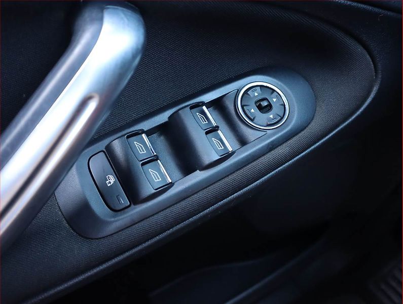Ford Galaxy (2011) 1.6 TDCi, 7 míst, Navi - fotka 16 z 18