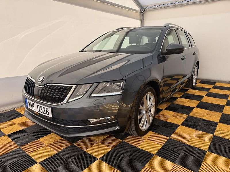 Škoda Octavia 1.6tdi*85kw*Manuál*Kůže* - fotka 2 z 34