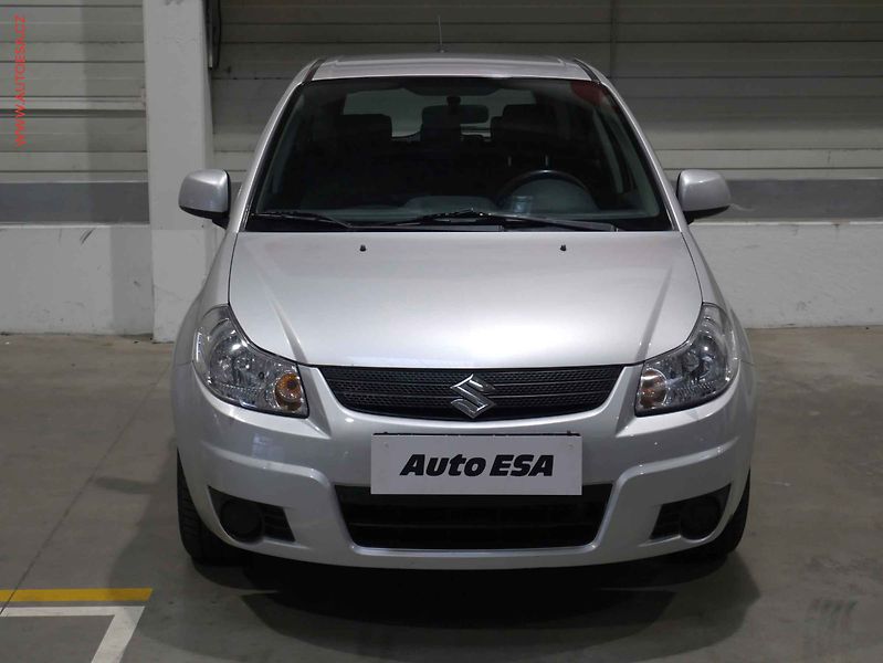 Suzuki SX4 (2007) 1.6i, ČR, AC, TZ - fotka 2 z 16