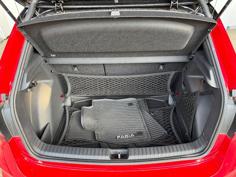 Škoda Fabia (2026) Monte Carlo 1.0 TSI / 85 kW DS - fotka 21 z 25