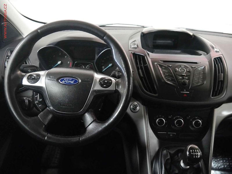 Ford Kuga (2013) 2.0 TDCi 4x4, Panorama - fotka 13 z 20