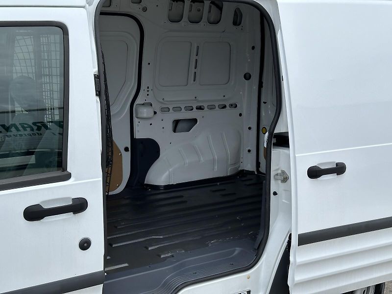 Ford Transit Connect 1.8TDCi 75PS LWB MAXI 220L 2 M - fotka 10 z 25
